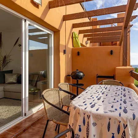 Strandnahes Penthouse Mit Riesiger Dachterrasse, Pool & Meerblick * Casares